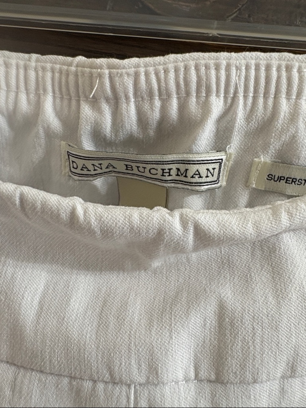 Dana Buchman White Women's Pull-On Bermuda Shorts - Picture 3 of 9